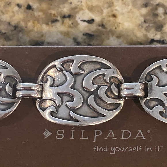 Silpada filigree disc bracelet rare! - Picture 2 of 2